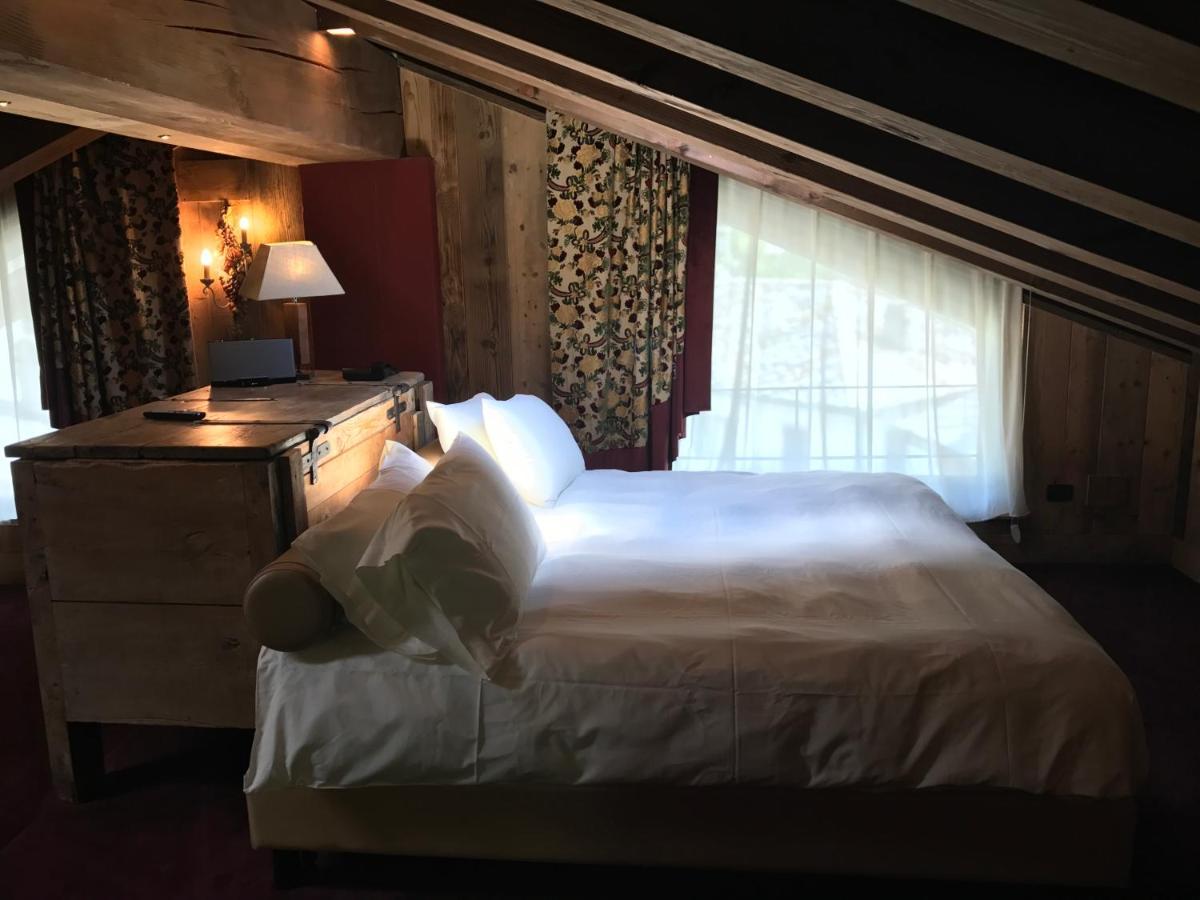 Relais Du Chateau Blanc Ла-Тюїль Екстер'єр фото