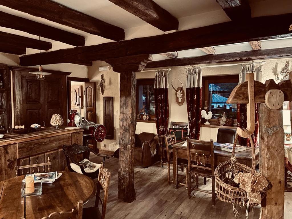 Relais Du Chateau Blanc Ла-Тюїль Екстер'єр фото